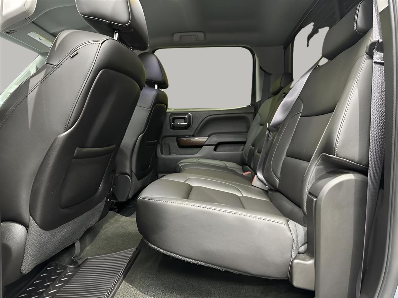 GMC Sierra 1500 SLT Crew Cab Short Bed 4WD 2015