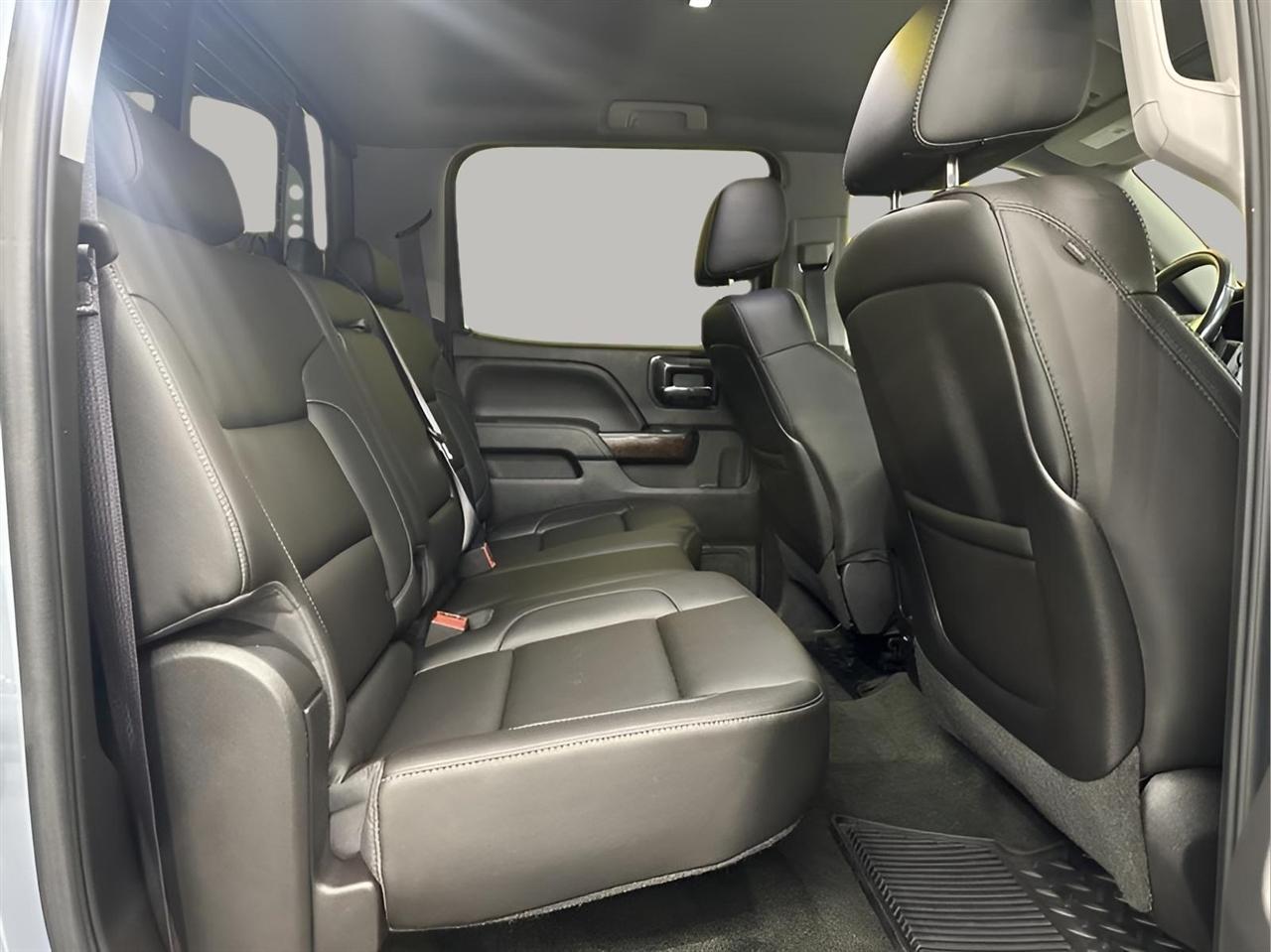 GMC Sierra 1500 SLT Crew Cab Short Bed 4WD 2015