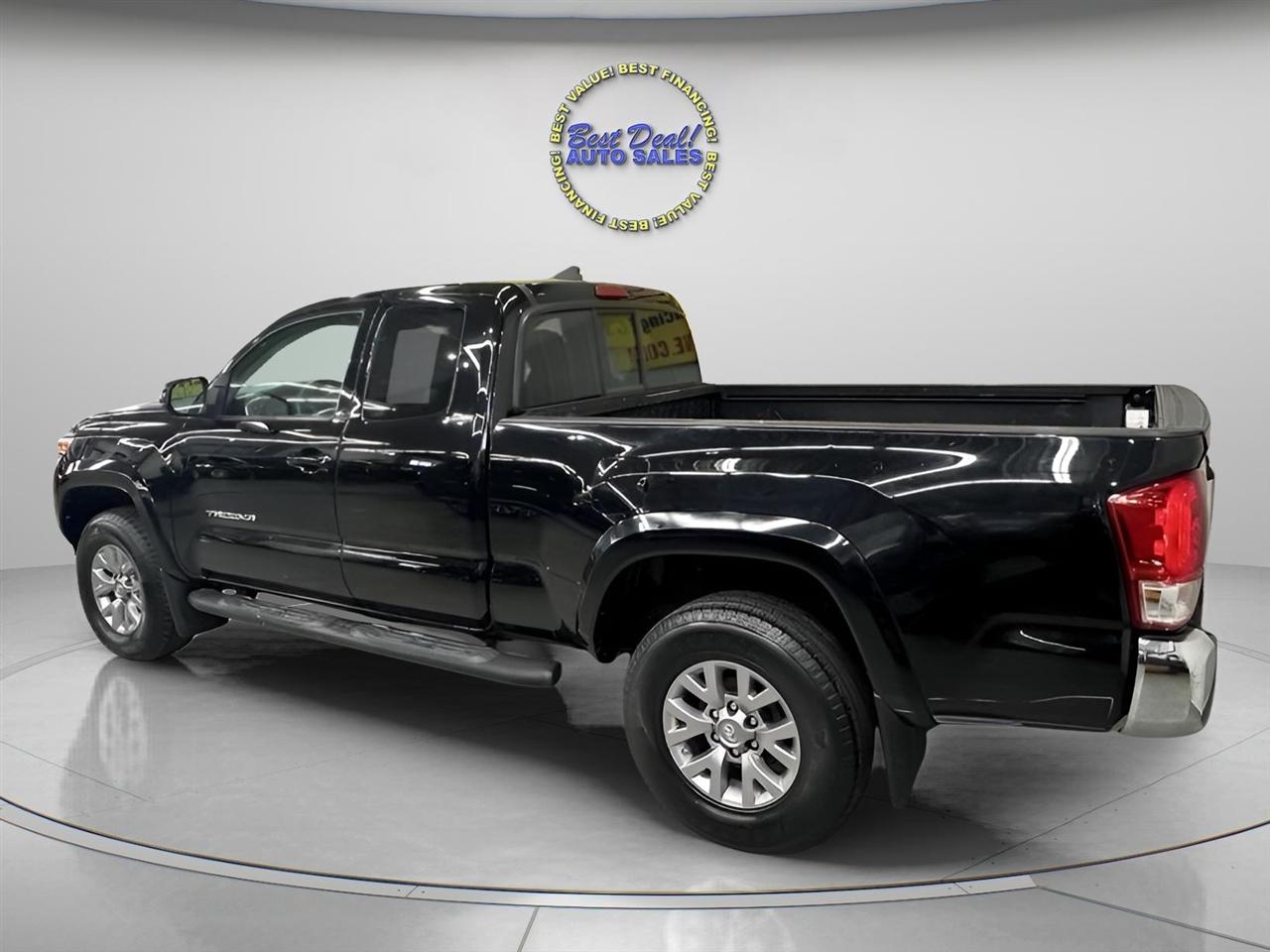 Toyota Tacoma  2018