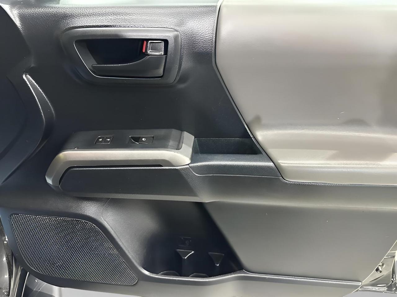 Toyota Tacoma  2018