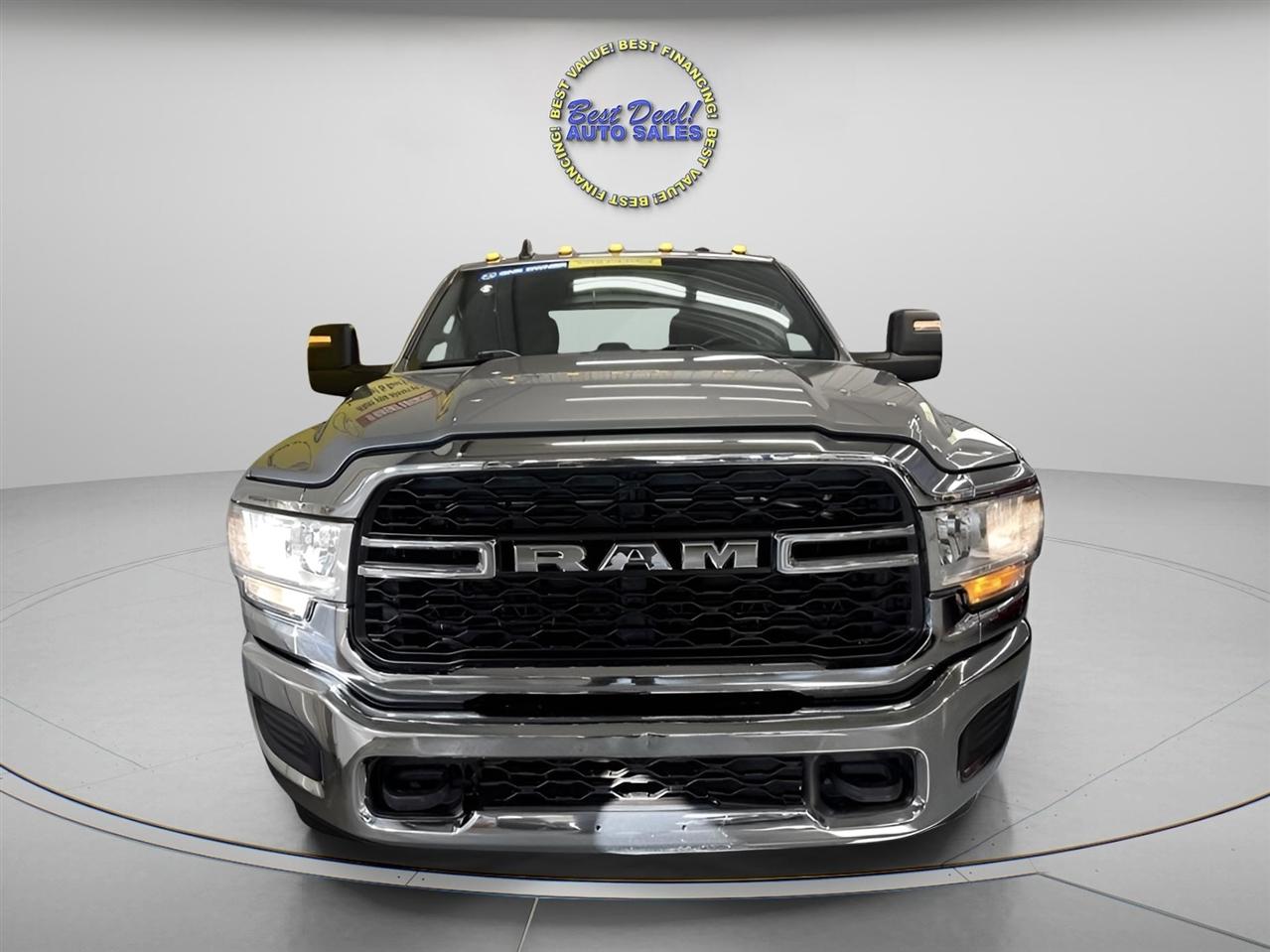 RAM 2500 Tradesman Crew Cab SWB 4WD 2023