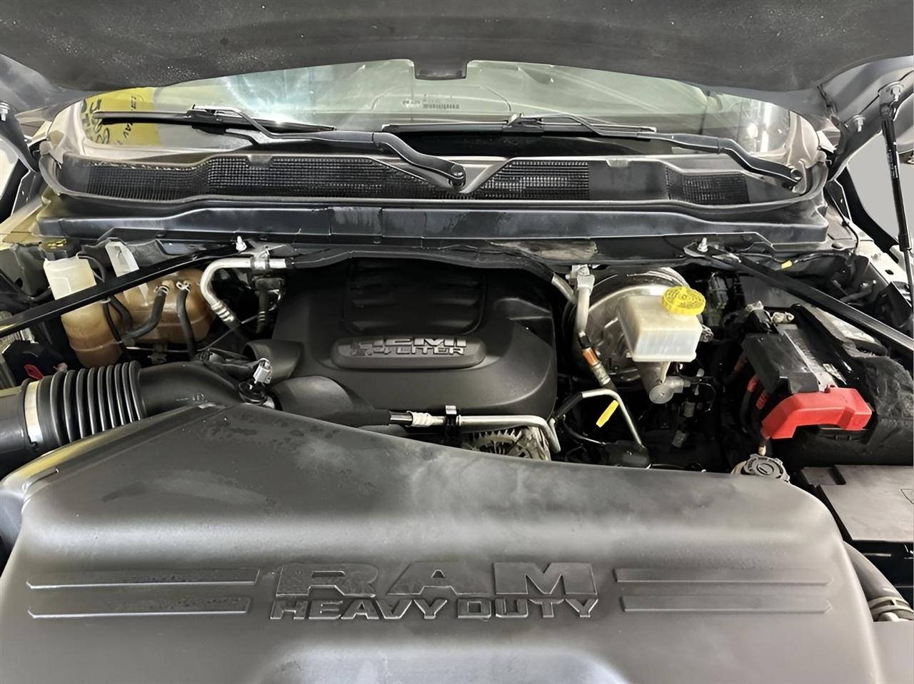RAM 2500 Tradesman Crew Cab SWB 4WD 2023
