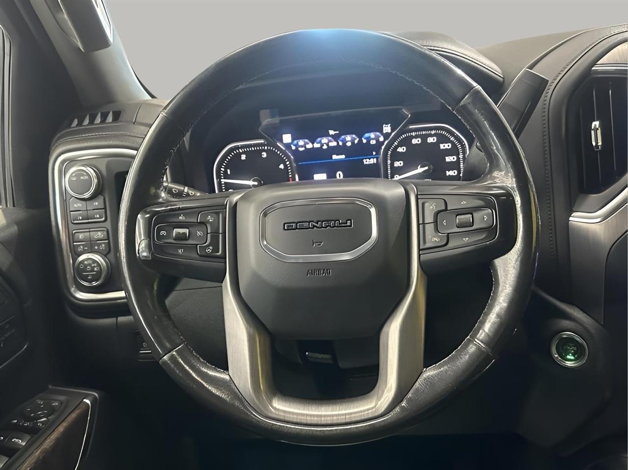 GMC Sierra 2500HD Denali Crew Cab 4WD 2020