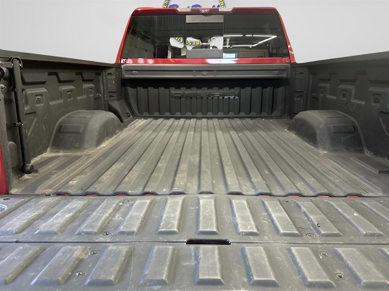 GMC Sierra 2500HD Denali Crew Cab 4WD 2020