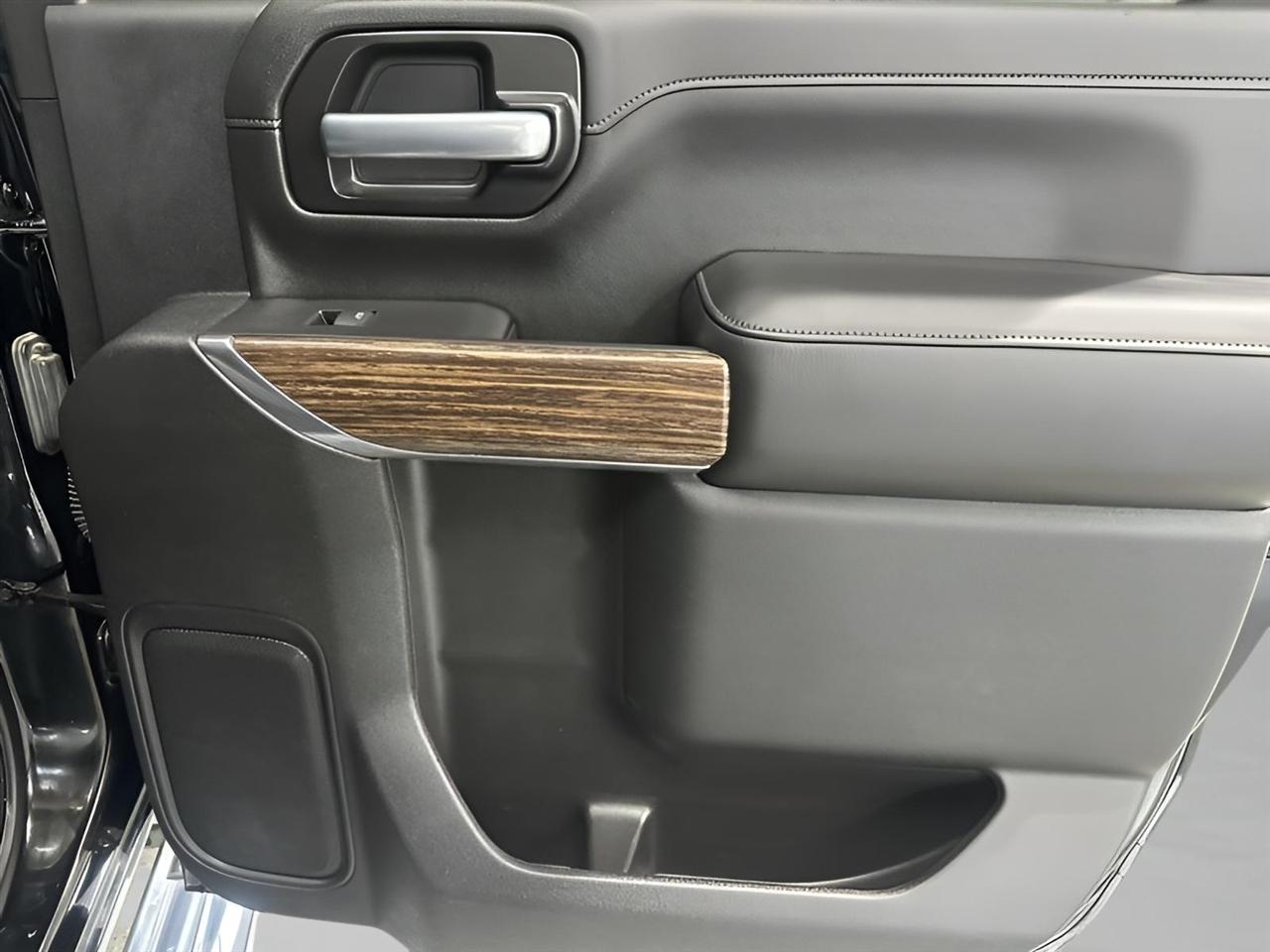 Chevrolet Silverado 3500HD High Country Crew Cab Long Box 4WD 2020