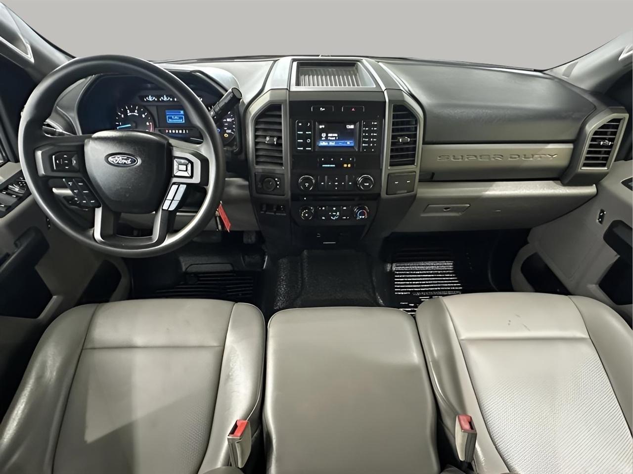 Ford F-250 SD XL SuperCab Long Bed 4WD 2018