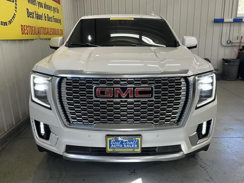 GMC Yukon Denali 4WD 2022