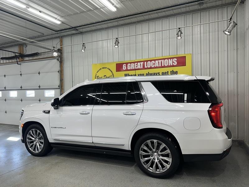 GMC Yukon Denali 4WD 2022