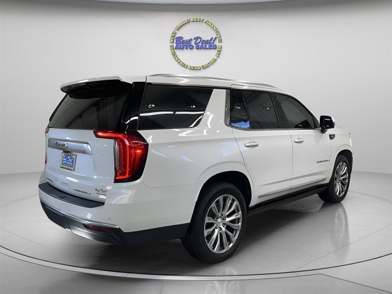 GMC Yukon Denali 4WD 2022