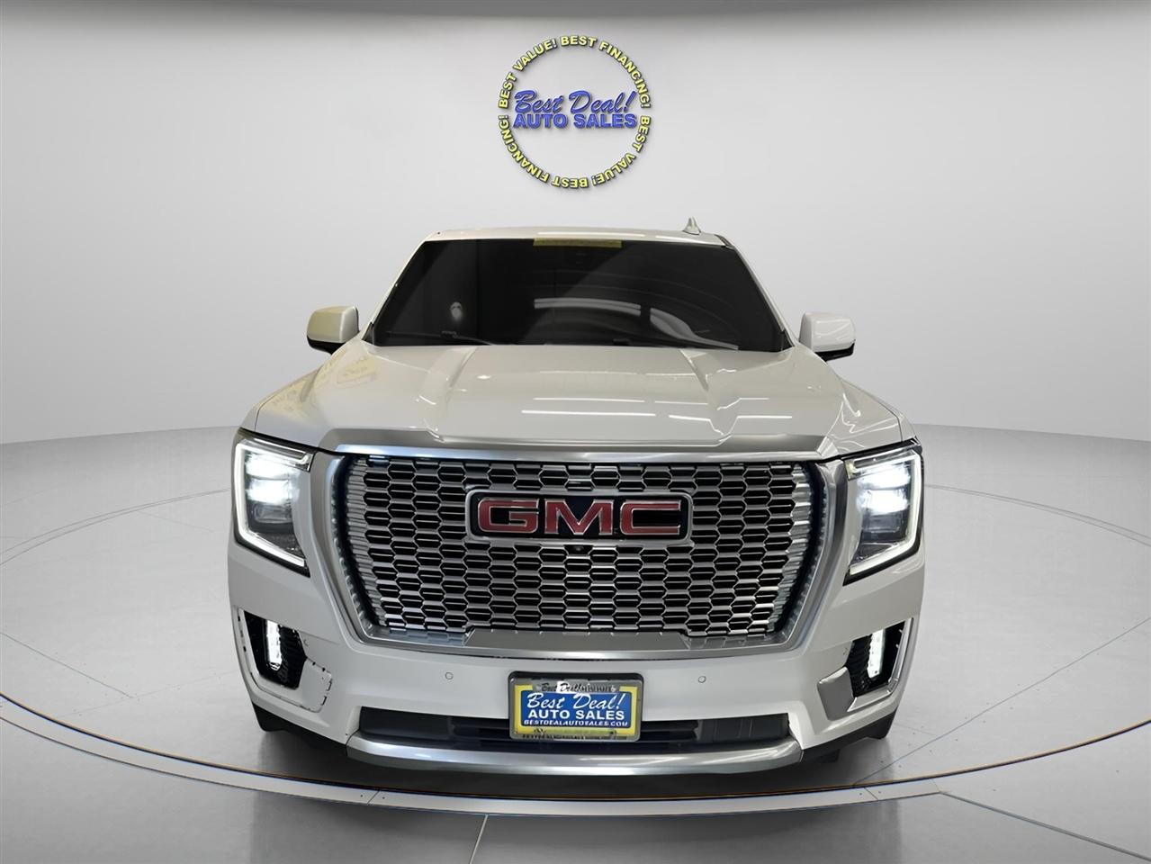 GMC Yukon Denali 4WD 2022