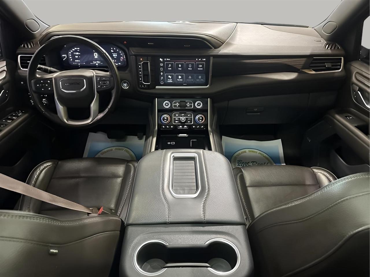 GMC Yukon Denali 4WD 2022