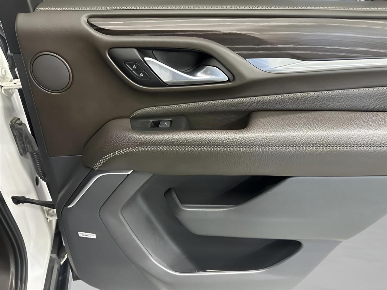 GMC Yukon Denali 4WD 2022