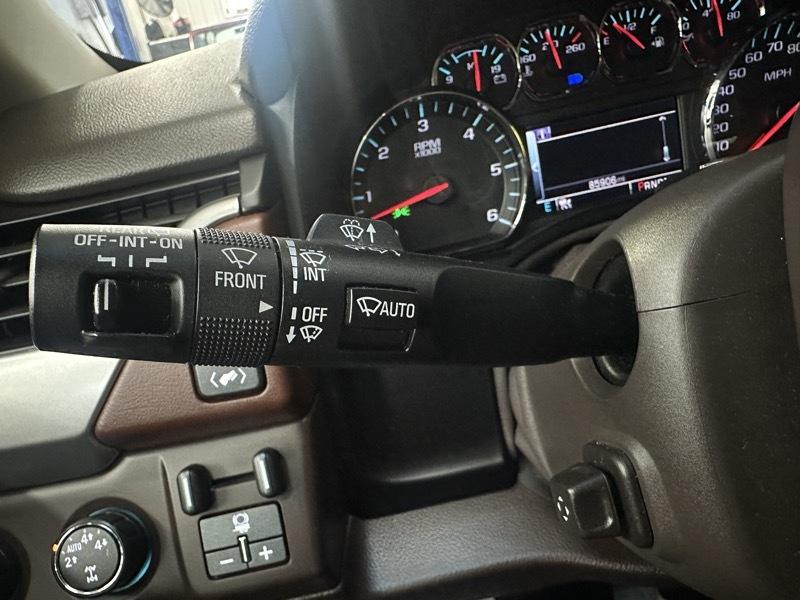 Chevrolet Suburban LTZ 1500 4WD 2015