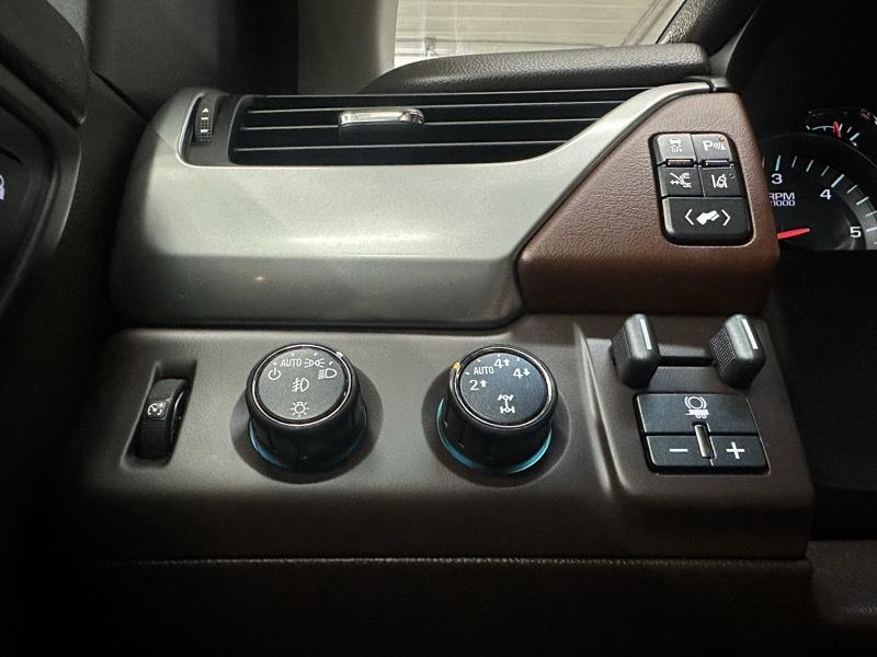 Chevrolet Suburban LTZ 1500 4WD 2015