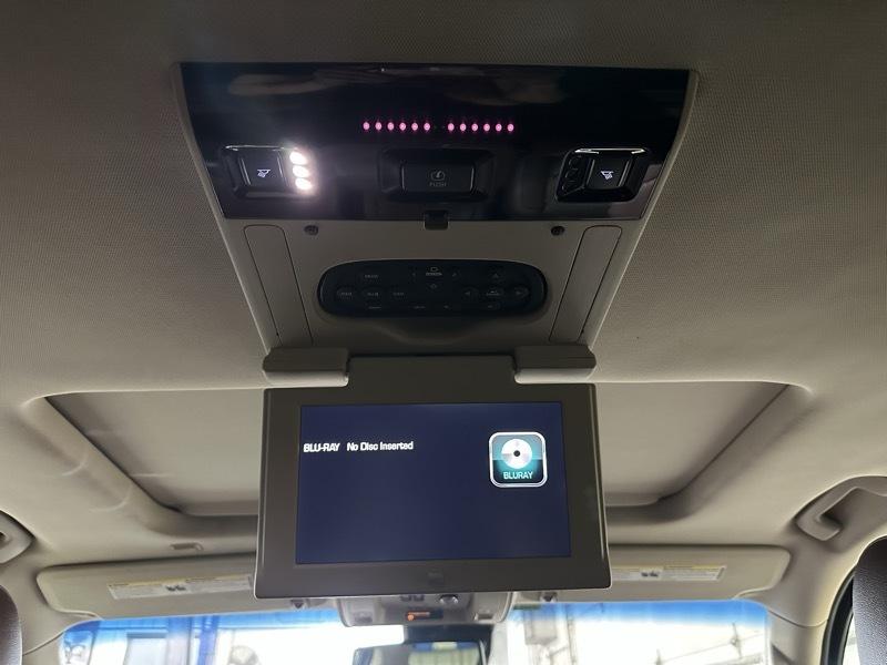 Chevrolet Suburban LTZ 1500 4WD 2015