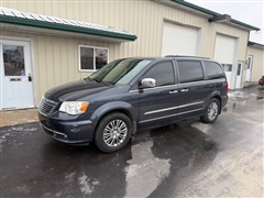 2014 Chrysler Town & Country 