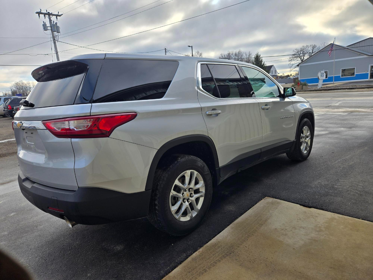Chevrolet Traverse AWD 4dr LS w/1LS 2019