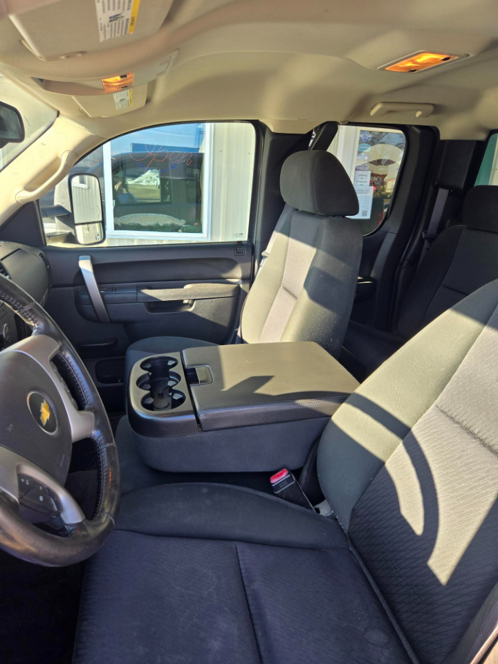 Chevrolet Silverado 1500 4WD Ext Cab 143.5" LT 2013