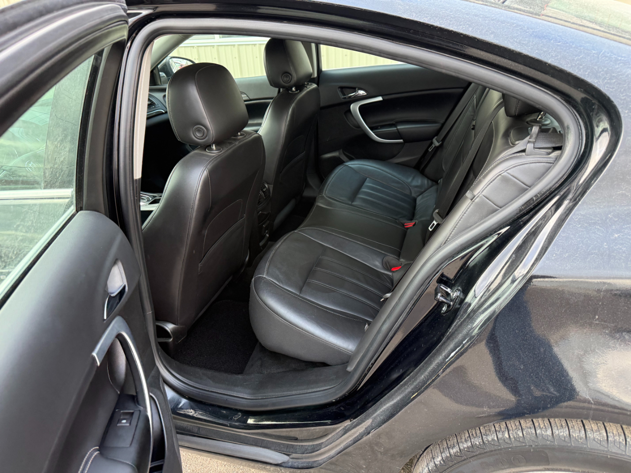 Buick Regal 4dr Sdn Premium II FWD 2017