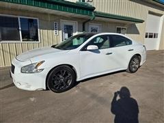 2012 Nissan Maxima 