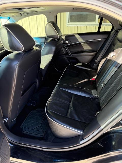 Lincoln MKZ 4dr Sdn AWD 2011