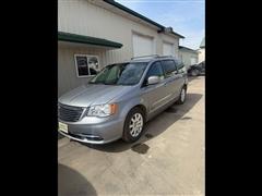 2015 Chrysler Town & Country 