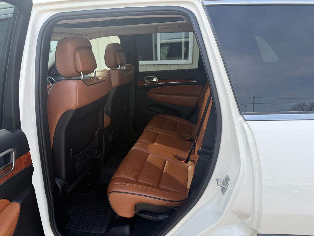 Jeep Grand Cherokee 4WD 4dr Overland 2012