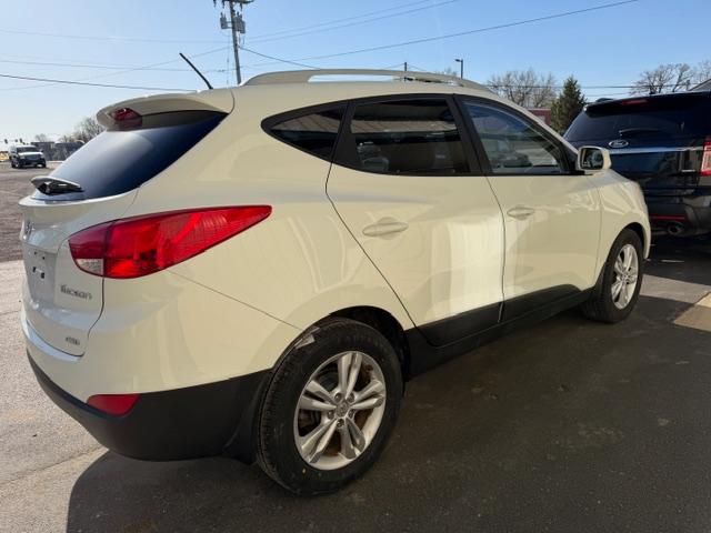 Hyundai Tucson AWD 4dr Auto GLS 2011