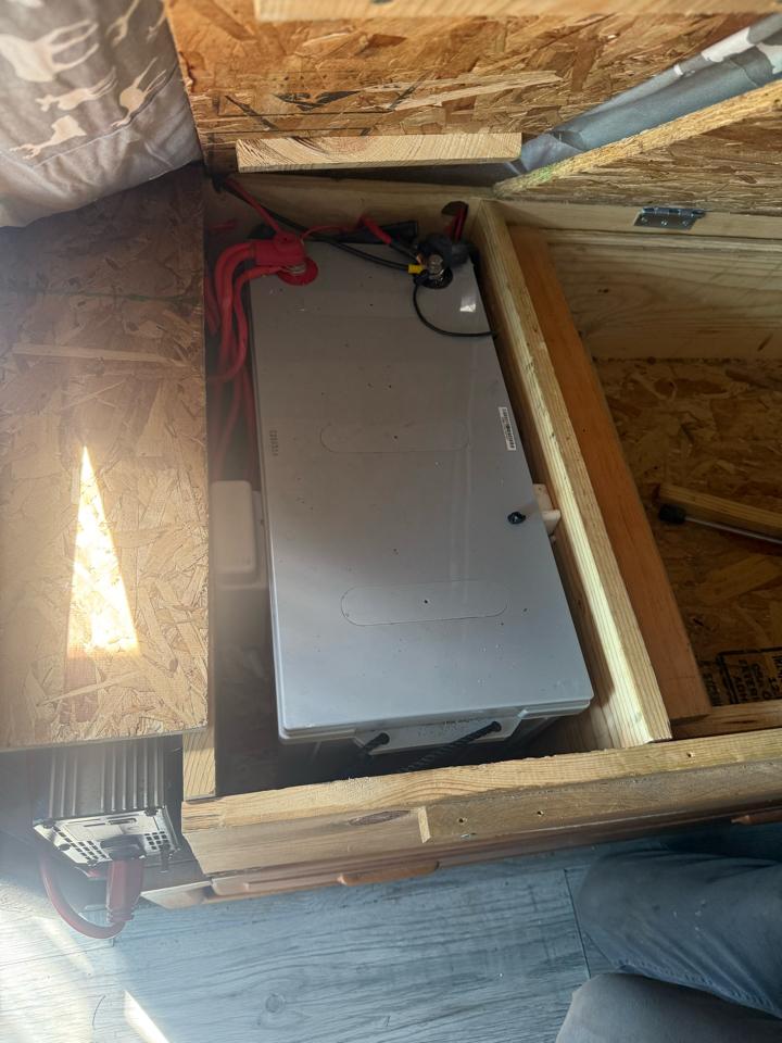 GMC Savana Cutaway 159" WB C7L DRW 2006