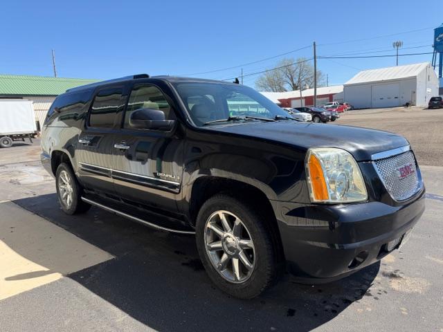 GMC Yukon XL Denali AWD 4dr 1500 2008