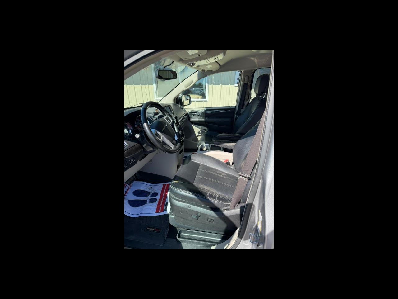 Chrysler Town & Country 4dr Wgn Touring 2016