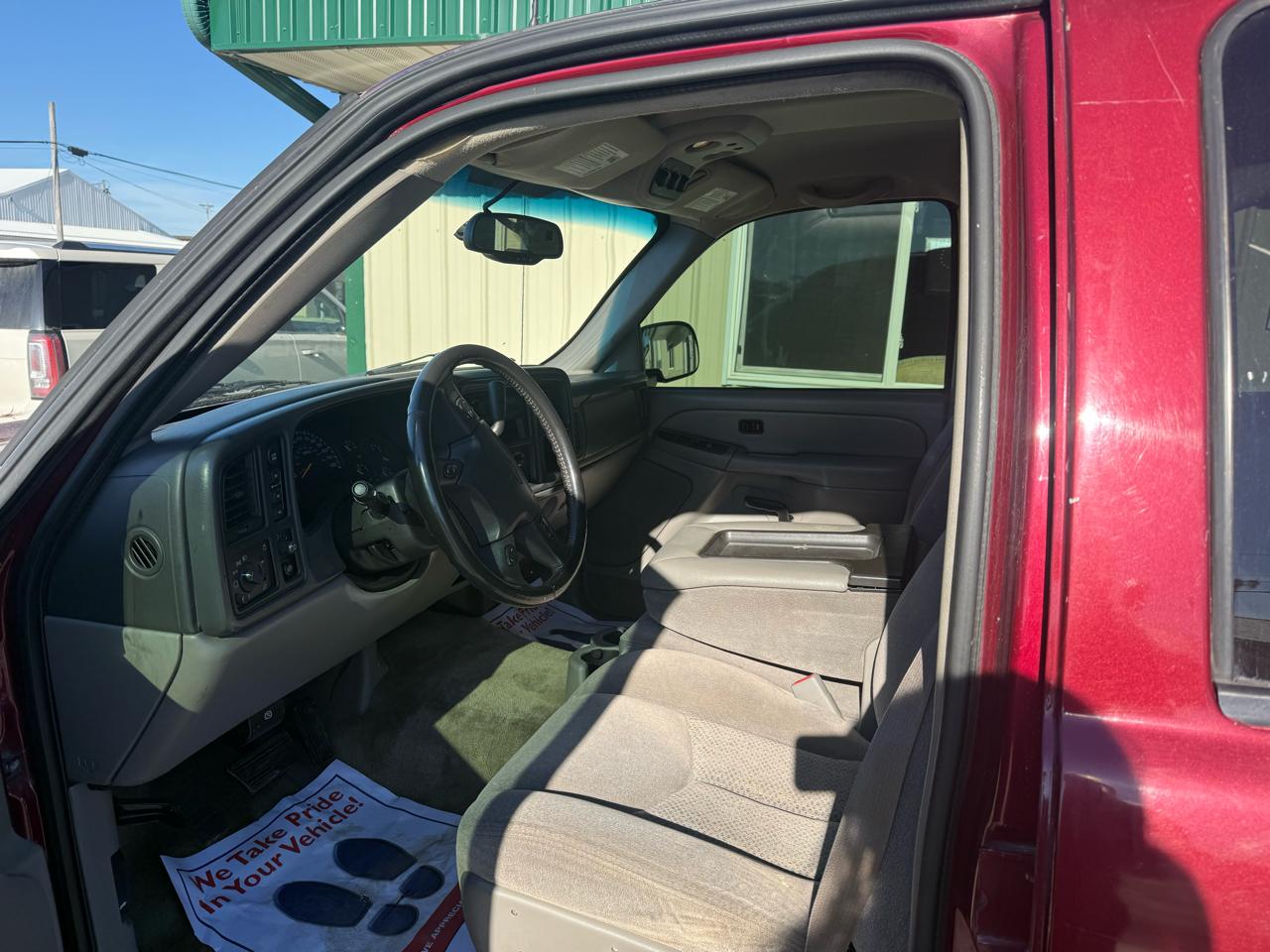 Chevrolet Tahoe 4dr 1500 4WD LS 2005