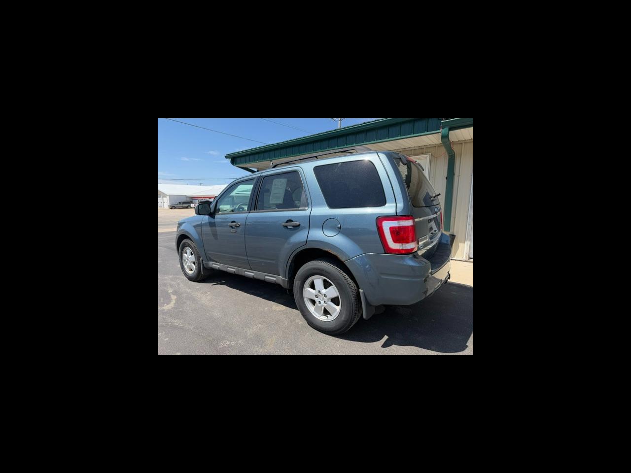 Ford Escape 4WD 4dr XLT 2011