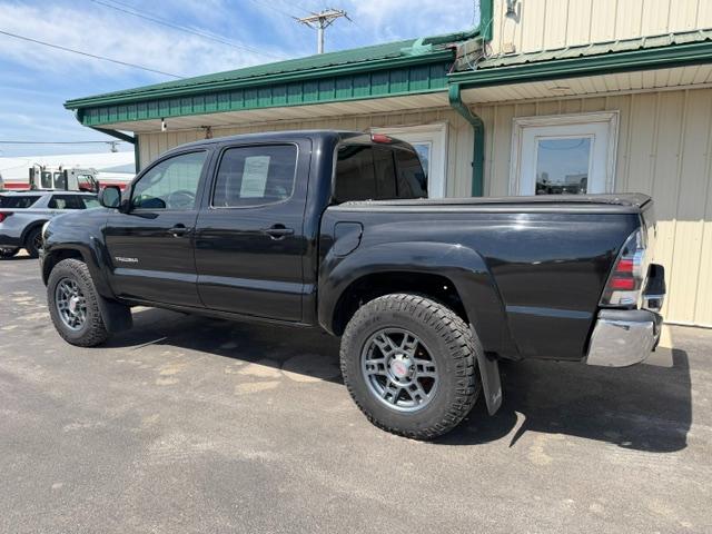 Toyota Tacoma Double 128" Manual 4WD (Natl) 2005