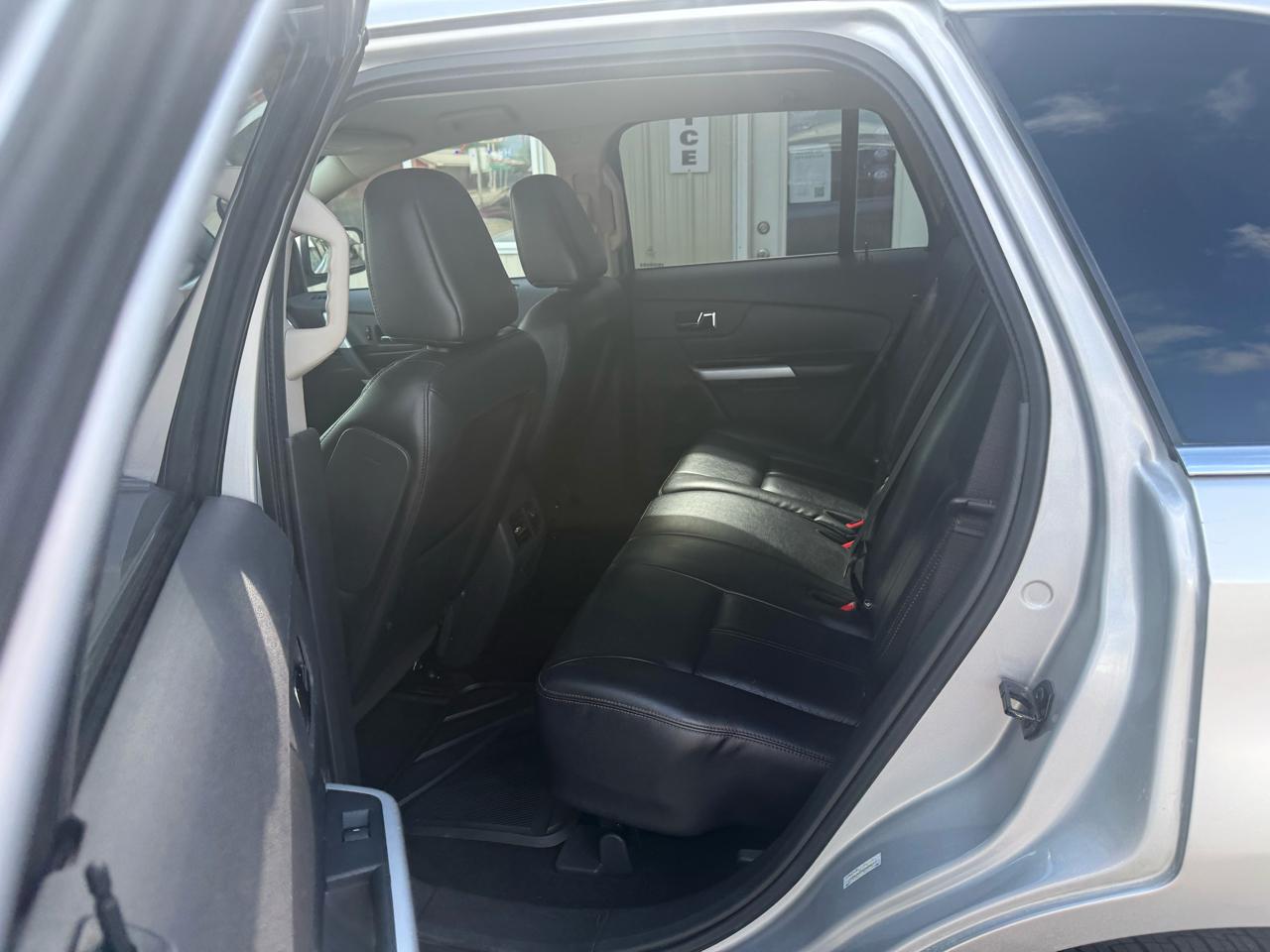 Ford Edge 4dr Limited AWD 2011