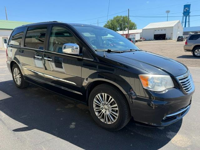 Chrysler Town & Country 4dr Wgn Touring-L 2014