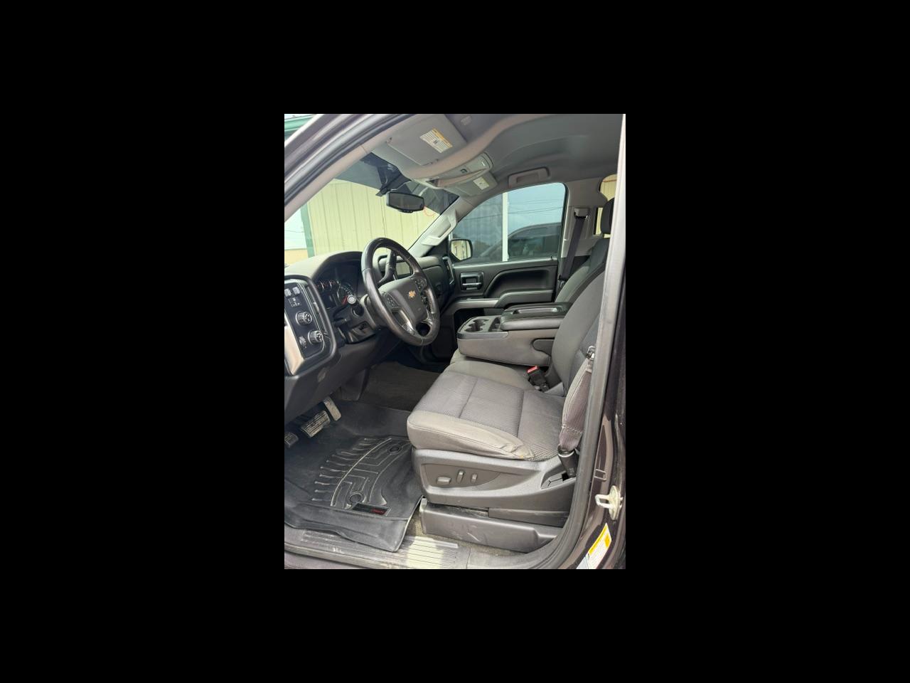 Chevrolet Silverado 1500 4WD Crew Cab 143.5" LT w/1LT 2015