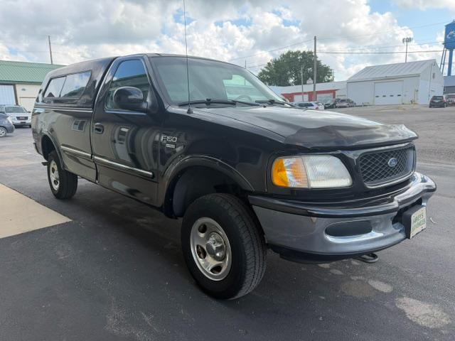 Ford F-150 Reg Cab 120" 4WD 1998