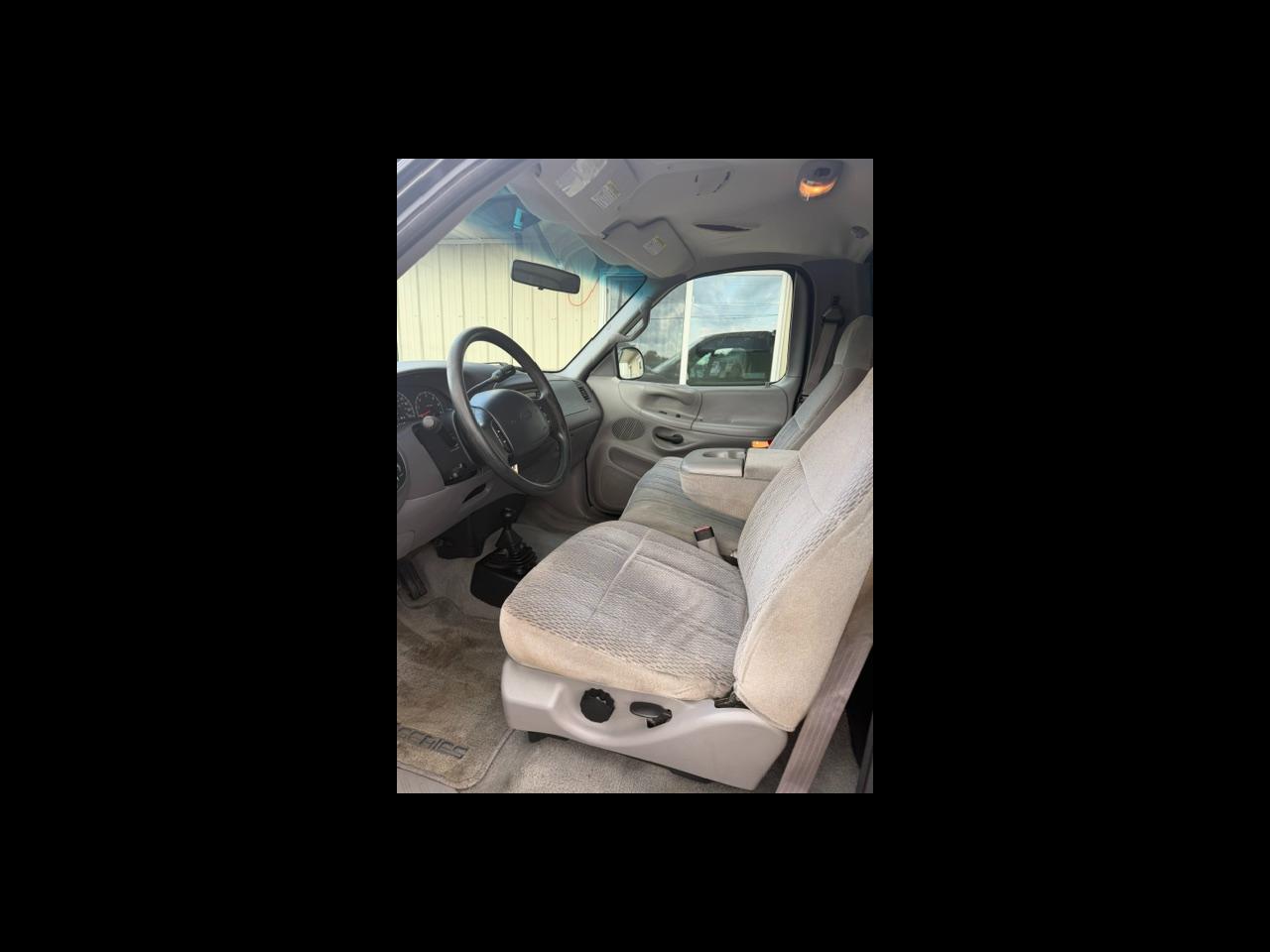 Ford F-150 Reg Cab 120" 4WD 1998