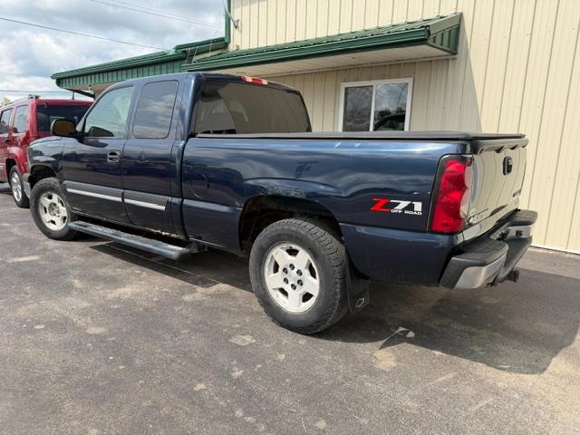 Chevrolet Silverado 1500 Ext Cab 143.5" WB 4WD Z71 2005