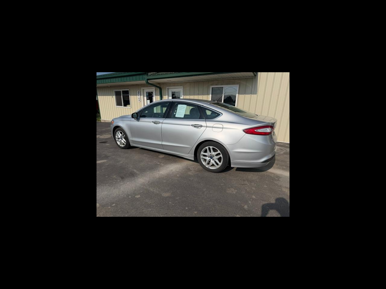 Ford Fusion 4dr Sdn SE FWD 2014