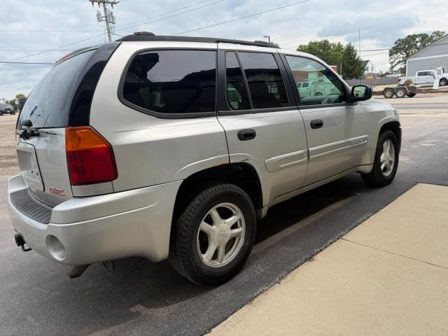 GMC Envoy 4dr 4WD SLE 2004