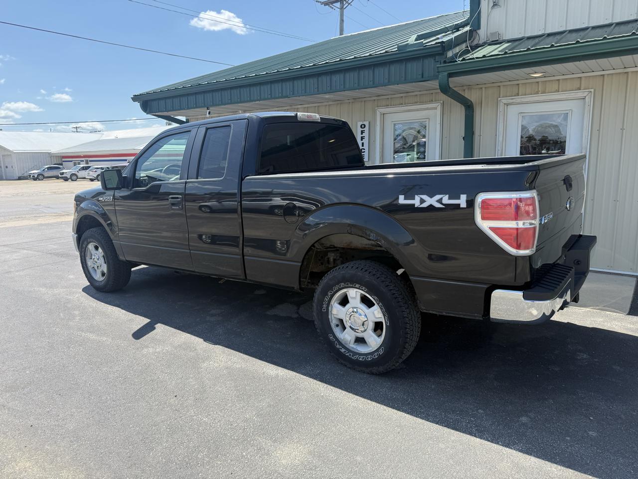 Ford F-150 4WD SuperCab 145" Lariat 2010