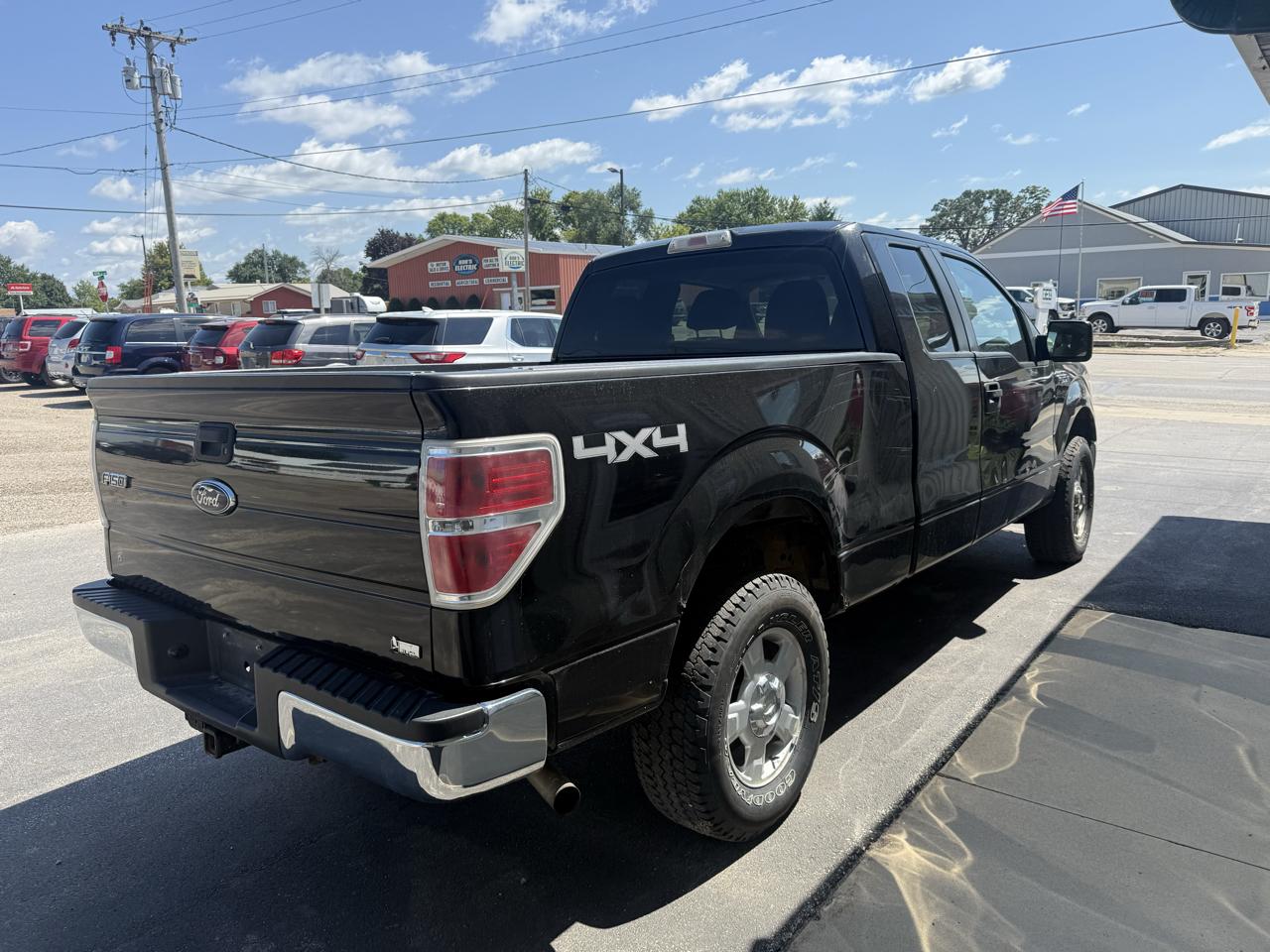 Ford F-150 4WD SuperCab 145" Lariat 2010