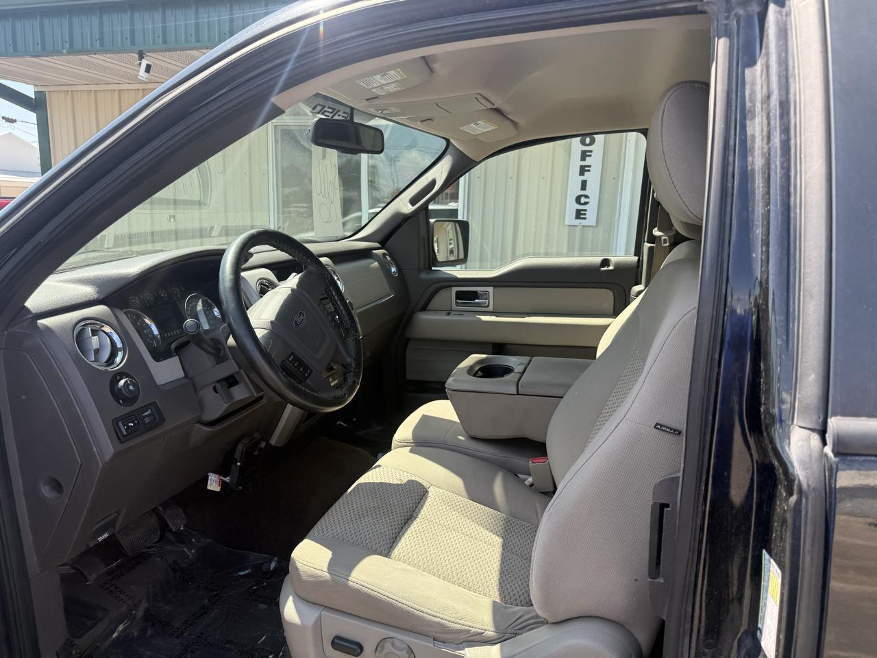 Ford F-150 4WD SuperCab 145" Lariat 2010