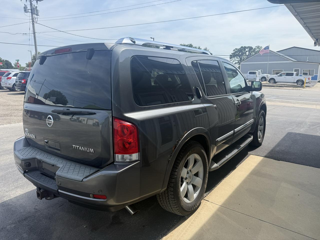 Nissan Armada 4WD 4dr Titanium 2010