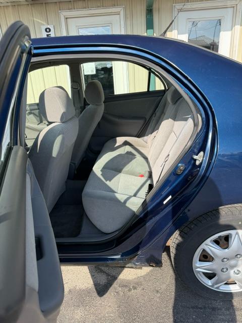 Toyota Corolla 4dr Sdn CE Auto (Natl) 2005
