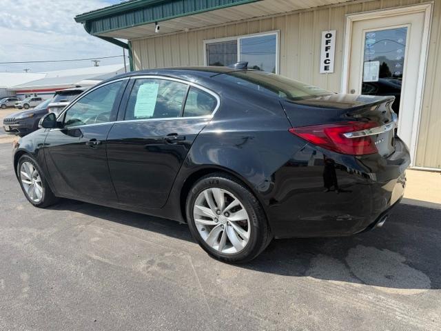 Buick Regal 4dr Sdn Premium II FWD 2017
