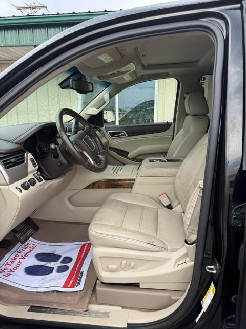 GMC Yukon XL 4WD 4dr Denali 2016