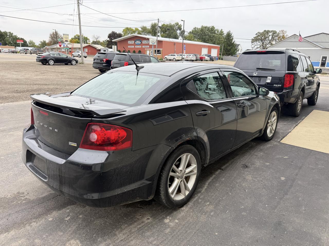 Dodge Avenger 4dr Sdn Heat 2011